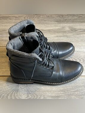 Crevo Men’s Camden Leather Cap Toe Fashion Boots Size 10.5 Herringbone Collar